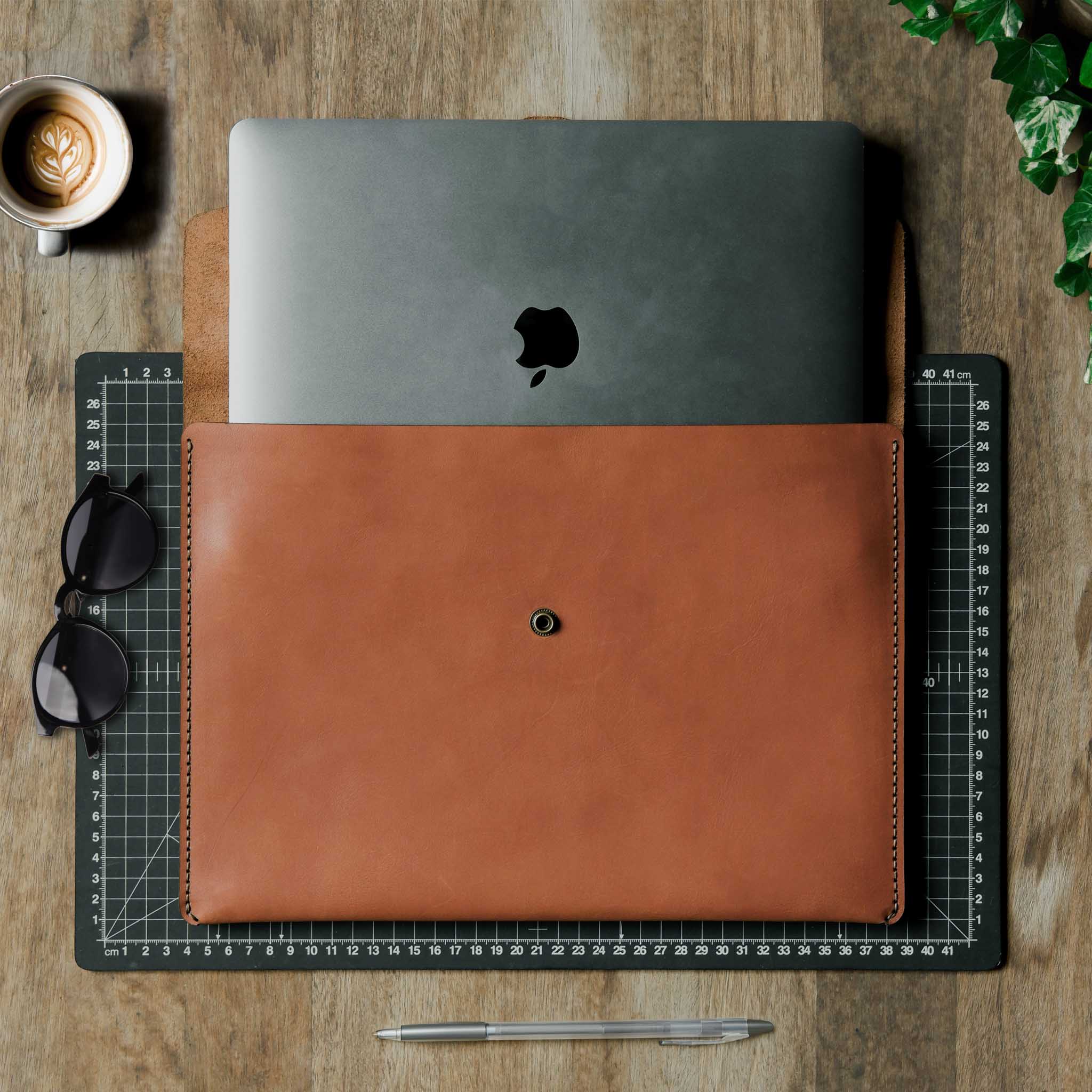 Leather Macbook Sleeve - Minimalist Range – The Great Break